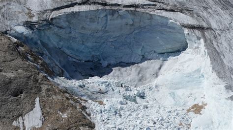 3 Alpine student guides killed in Italy avalanche